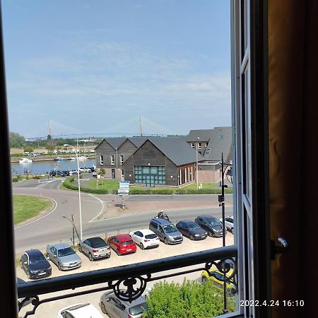 Les Mouettes Du Port Apartamento Honfleur Exterior foto